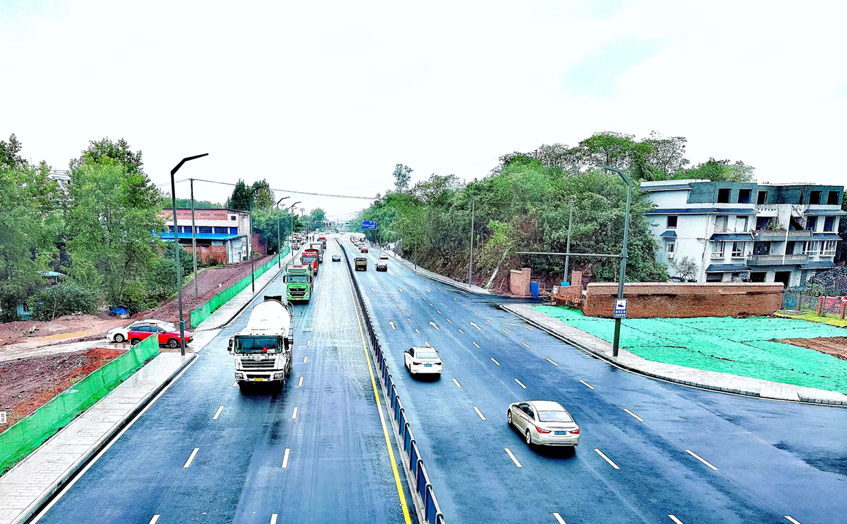 板倉(cāng)大道沙坪段道路工程圓滿竣工實(shí)現(xiàn)雙向通車
